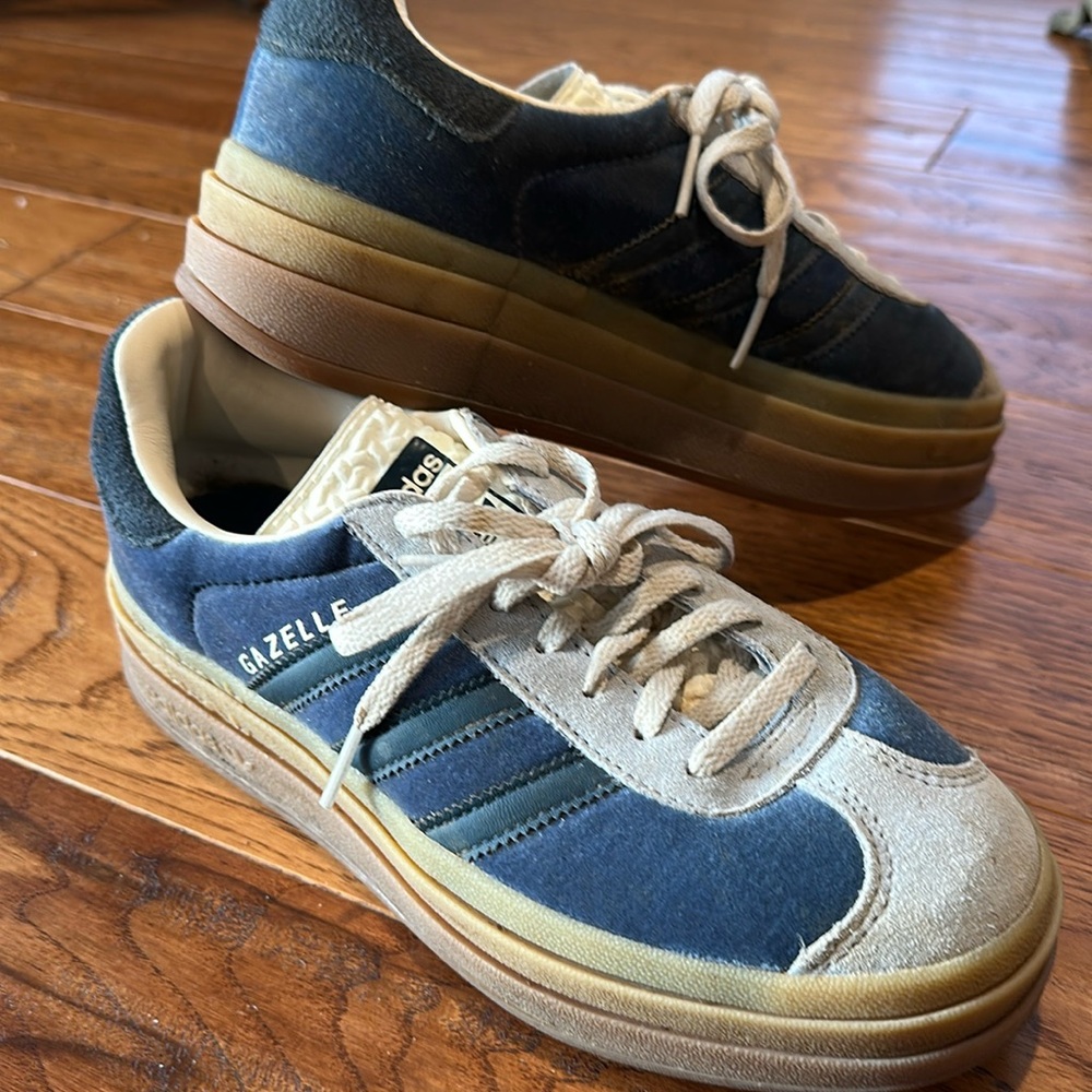 Adidas Gazelle Bold Shoes size 6.5